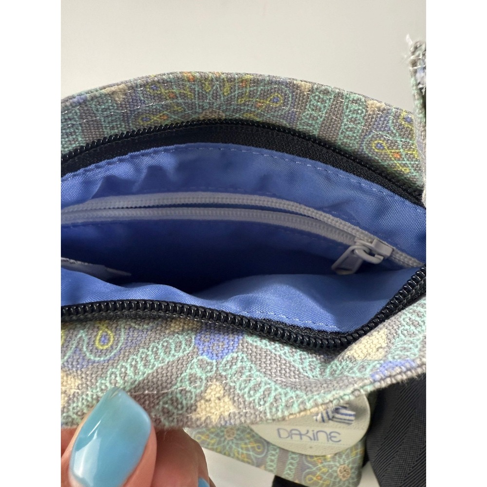 DAKINE Crossbody Jive Bahia Adjustable Strap Pouch Purse Bag NEW‎ - Picture 3 of 7